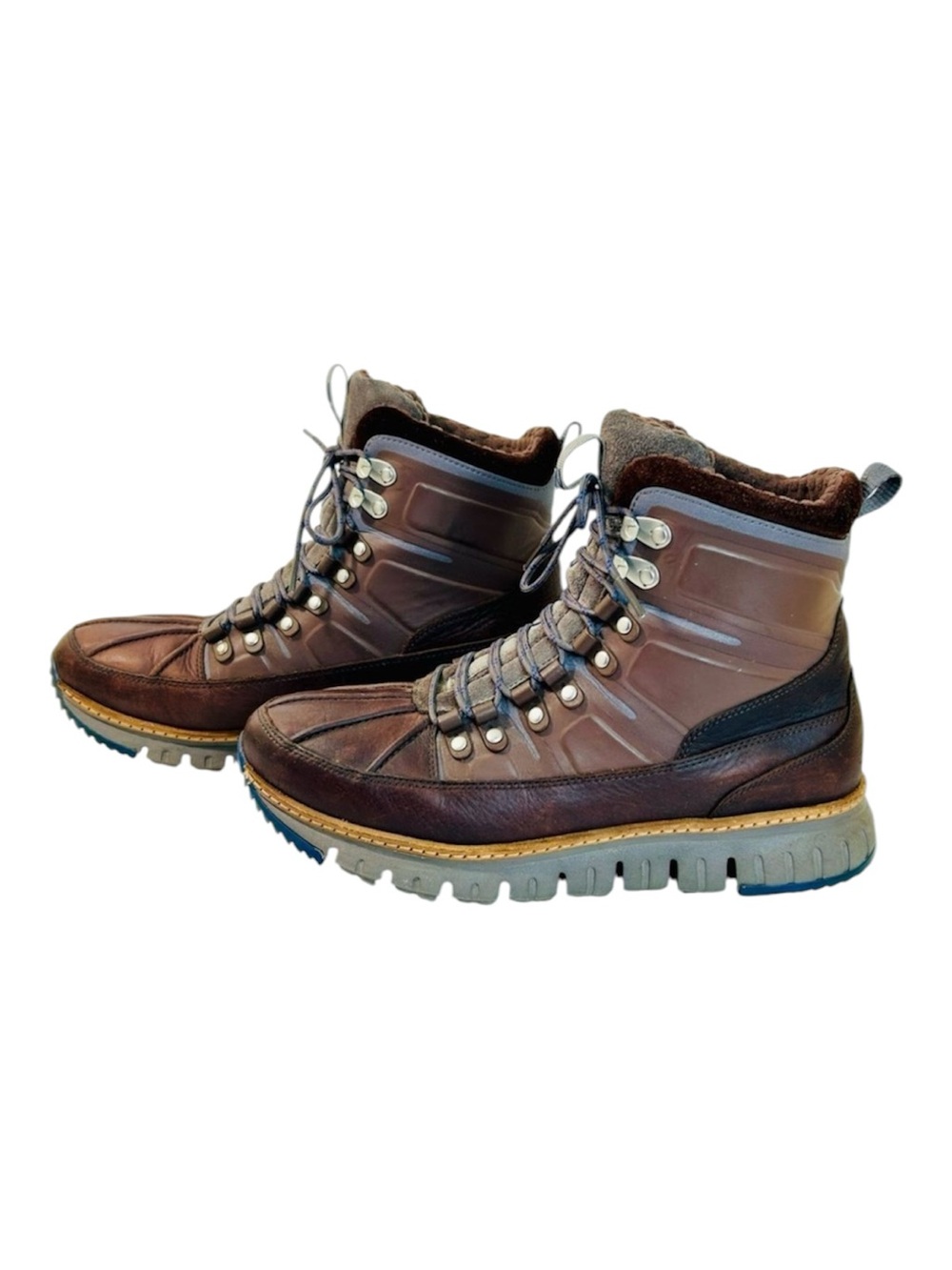 Cole Haan ZERØGRAND Remastered Waterproof Hiking Boots in Brown Leather, size 9